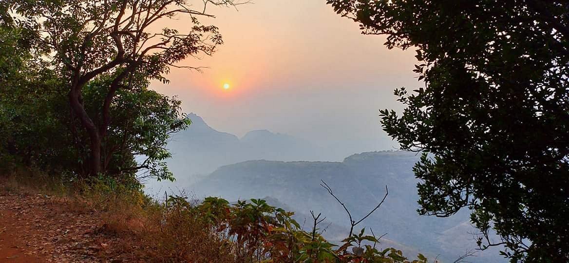 Porcupine Point (Sunset Point)